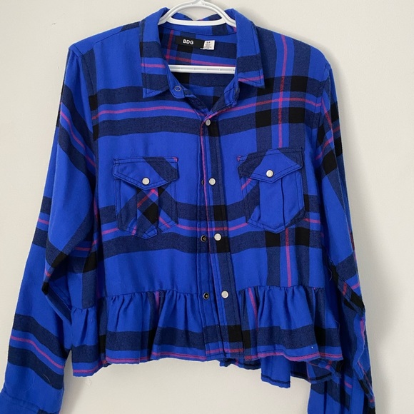 Blue and pink flannel cropped shirt - Picture 2 of 5